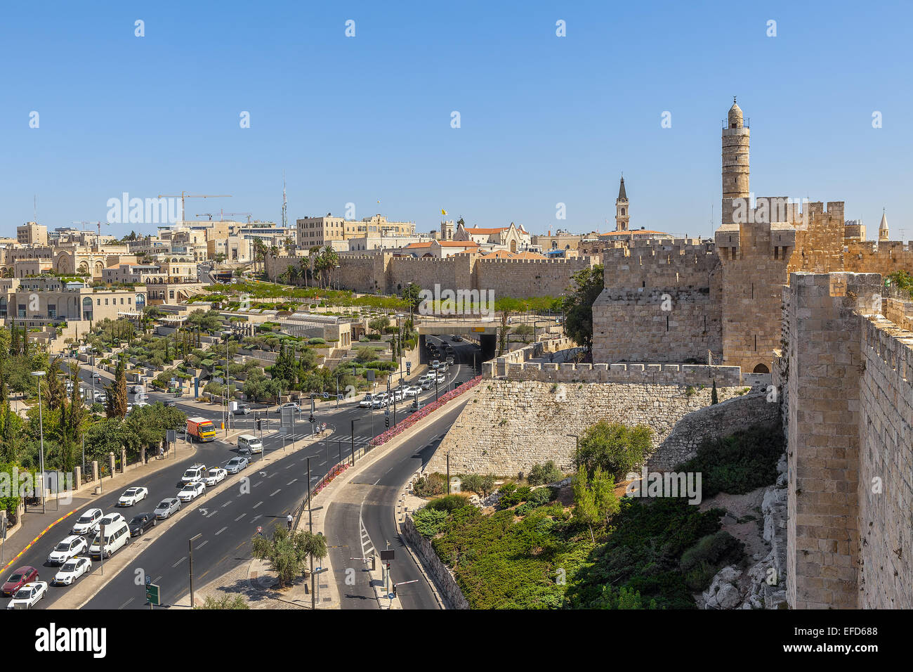 La Tour de David, Vieille Ville les murs environnants et vue sur la ville de Jérusalem, Israël. Banque D'Images