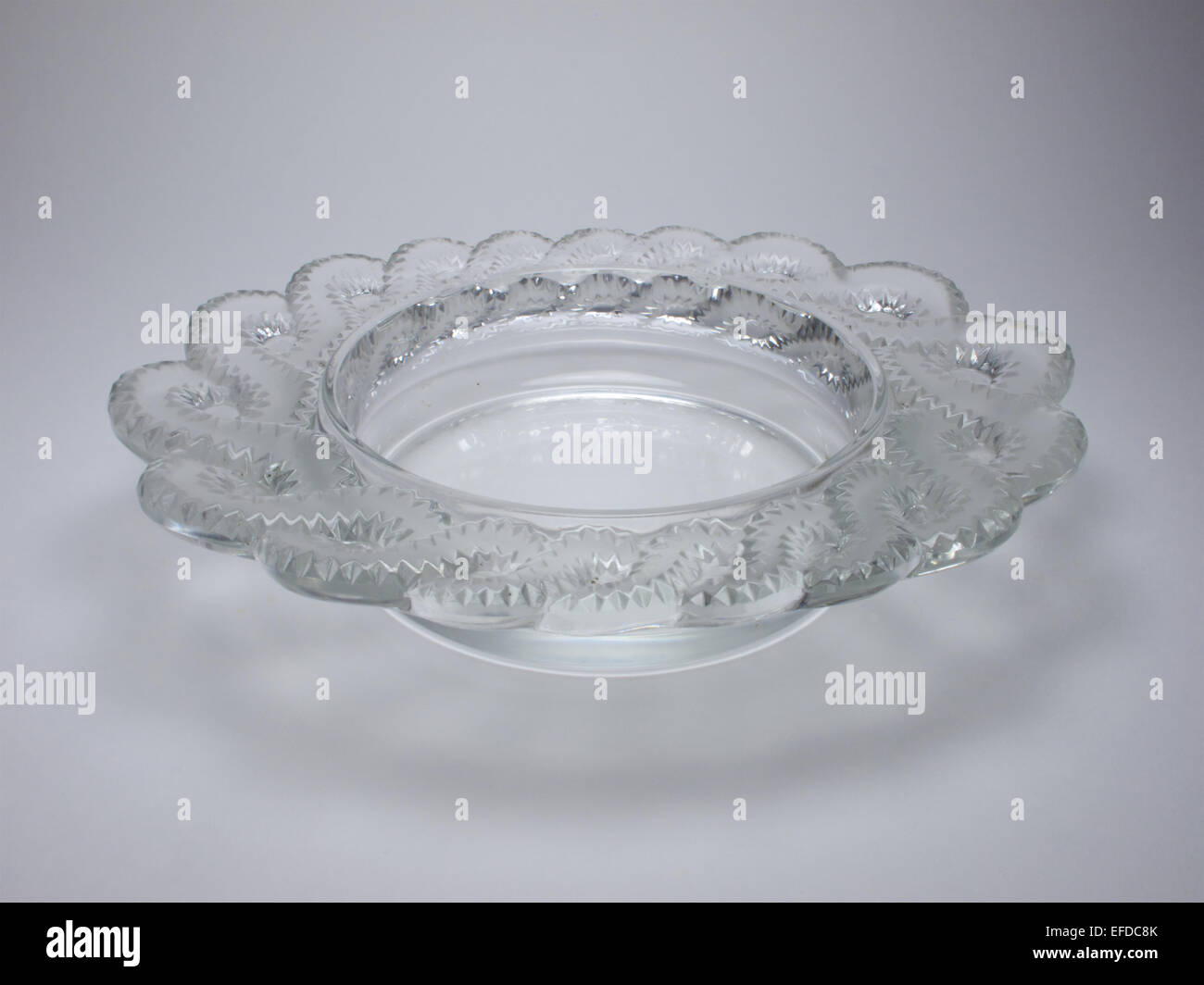 Bol en verre cristal Lalique Banque D'Images