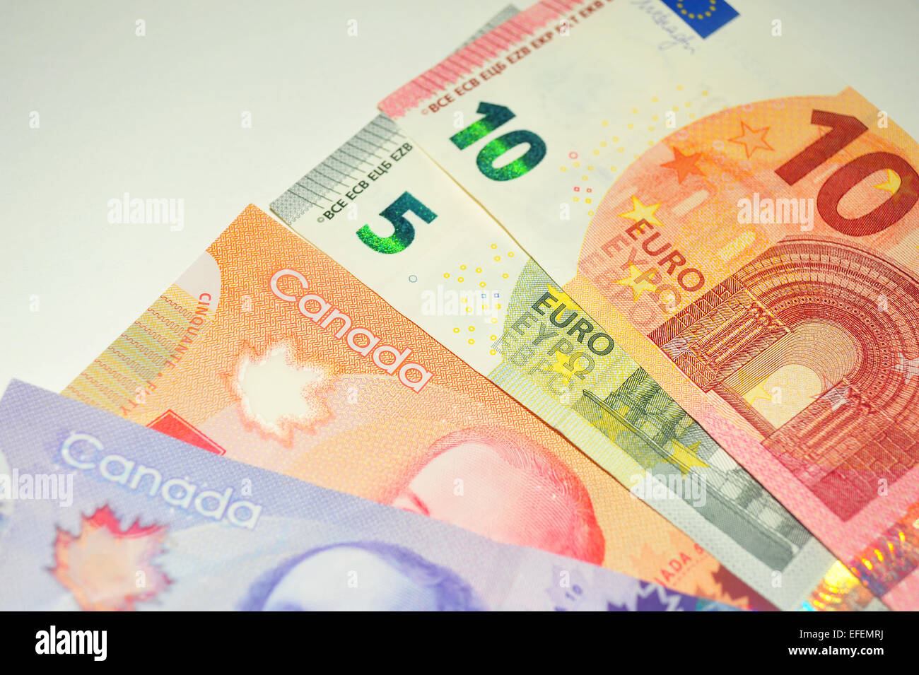 Euro canadian dollar Banque de photographies et d'images à haute résolution  - Alamy