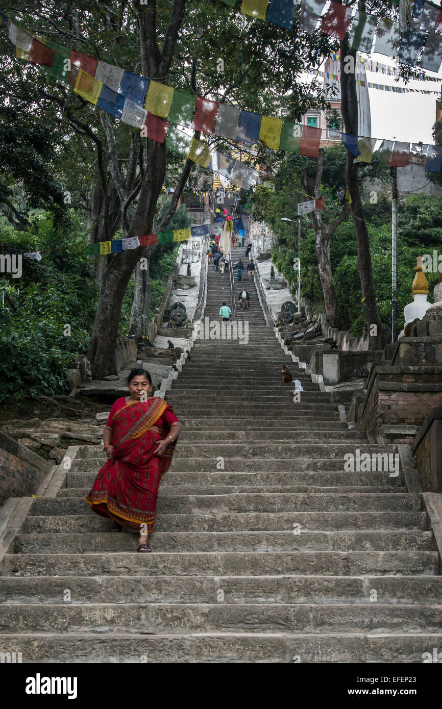 Aller jusqu'au Temple de singe ou de Swayambhunath, Katmandou, Népal Banque D'Images