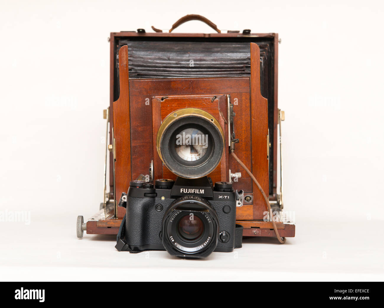 Obturateur D'appareil Photo Ancien Lhornton-Pickard En Acajou - Collection