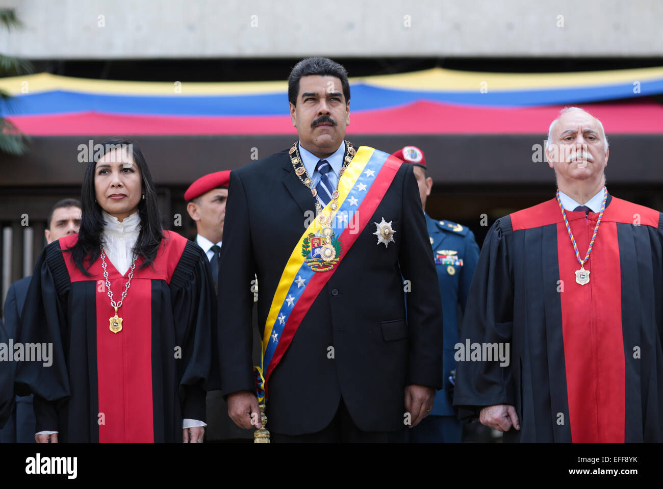 Caracas. 2e Février, 2015. Image fournie par la Présidence du Venezuela montre le président vénézuélien Nicolas Maduro (C) et le président de la Cour Suprême de Justice (TSJ) Gladys Maria Gutierrez (L) participation à la séance d'ouverture de TSJ Activités judiciaires à Caracas le 2 février 2015. La présidence de crédit : Venezuela/Xinhua/Alamy Live News Banque D'Images