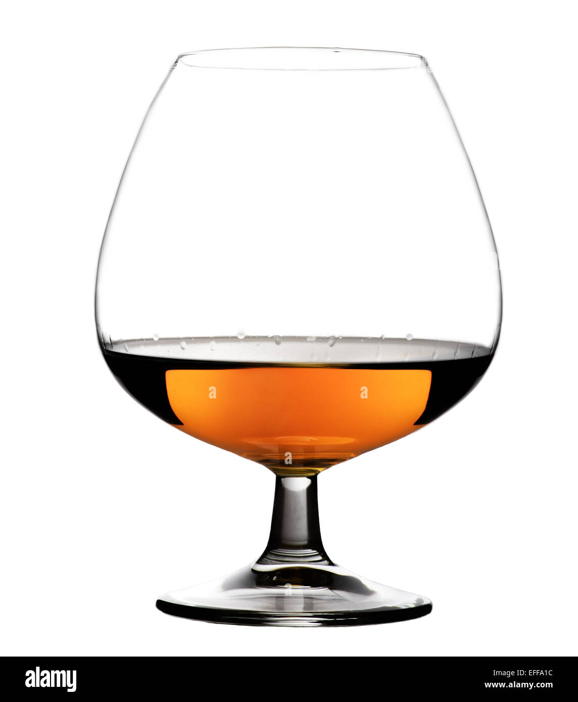 Verre à cognac isolé sur fond blanc Banque D'Images