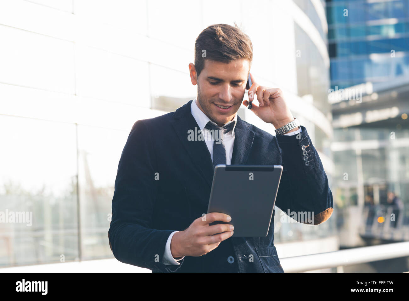 Portrait d'un téléphone mobile et tablette numérique Banque D'Images