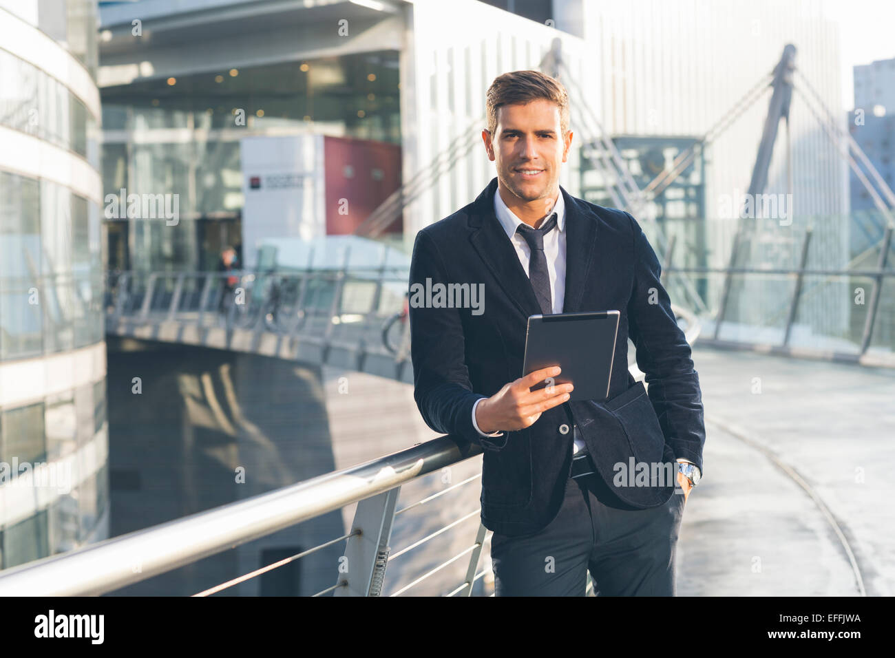 Businessman using a digital tablet Banque D'Images