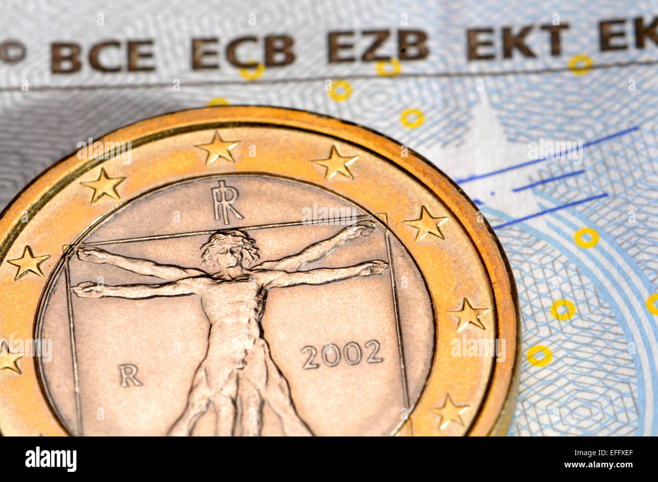 Monnaie Euro italienne sur un billet de 5 euros Banque D'Images