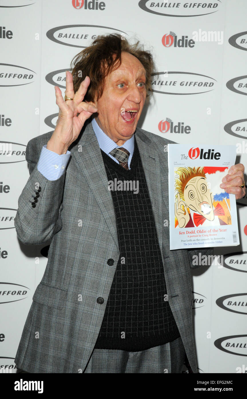 Londres, Royaume-Uni, 03 février 2015 Ken Dodd gagne (Tattifilarious) Ancien de l'année le déjeuner tenu à Simpson's-dans-le-Volet Crédit : JOHNNY ARMSTEAD/Alamy Live News Banque D'Images