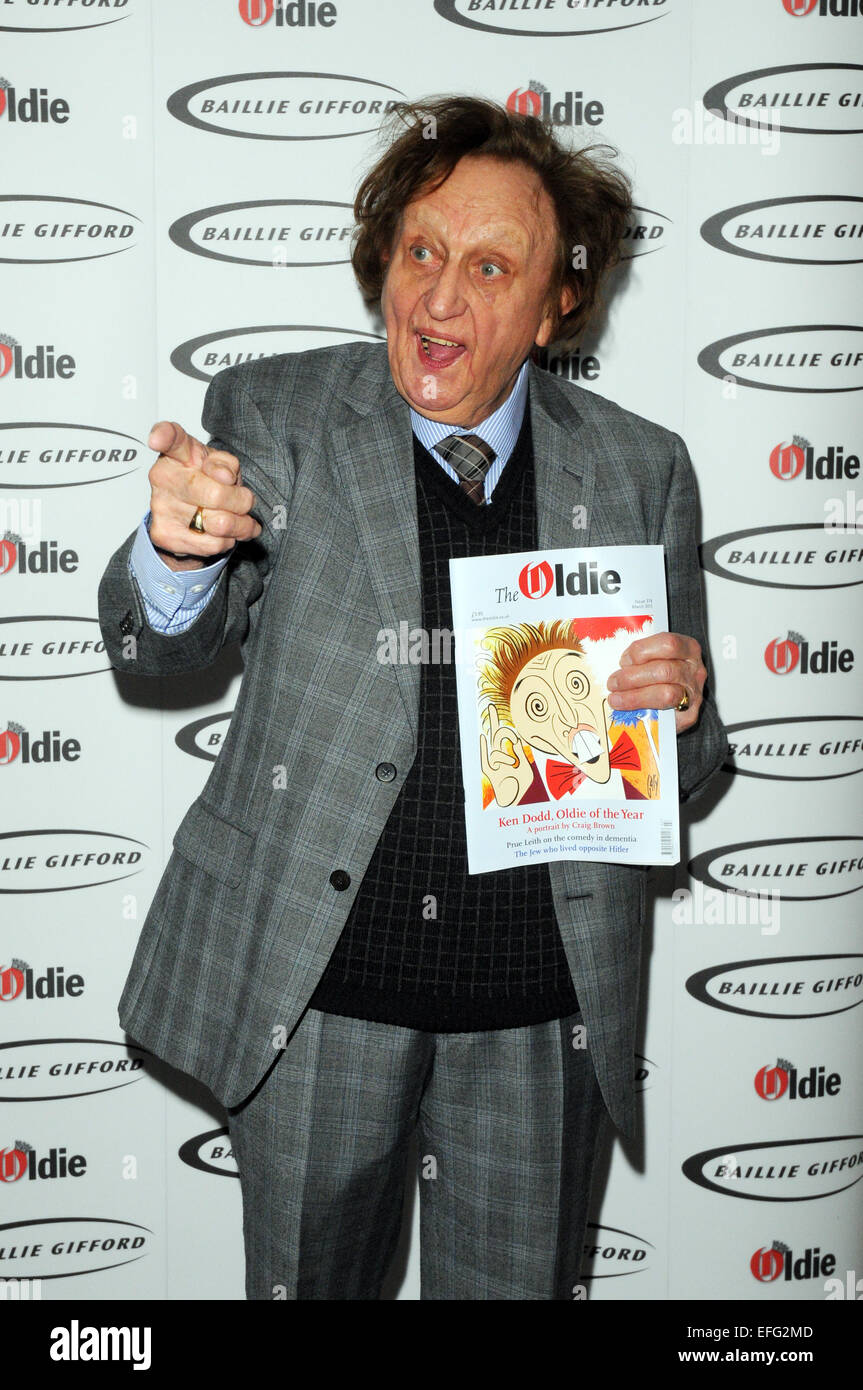 Londres, Royaume-Uni, 03 février 2015 Ken Dodd gagne (Tattifilarious) Ancien de l'année le déjeuner tenu à Simpson's-dans-le-Volet Crédit : JOHNNY ARMSTEAD/Alamy Live News Banque D'Images