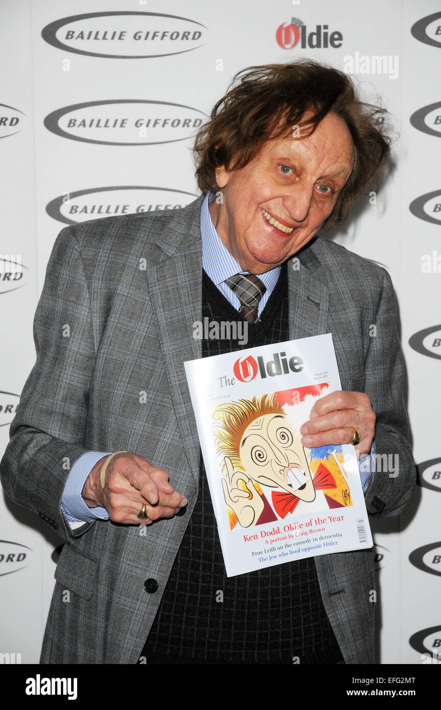 Londres, Royaume-Uni, 03 février 2015 Ken Dodd gagne (Tattifilarious) Ancien de l'année le déjeuner tenu à Simpson's-dans-le-Volet Crédit : JOHNNY ARMSTEAD/Alamy Live News Banque D'Images