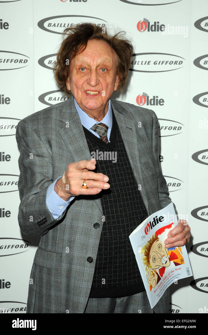 Londres, Royaume-Uni, 03 février 2015 Ken Dodd gagne (Tattifilarious) Ancien de l'année le déjeuner tenu à Simpson's-dans-le-Volet Crédit : JOHNNY ARMSTEAD/Alamy Live News Banque D'Images