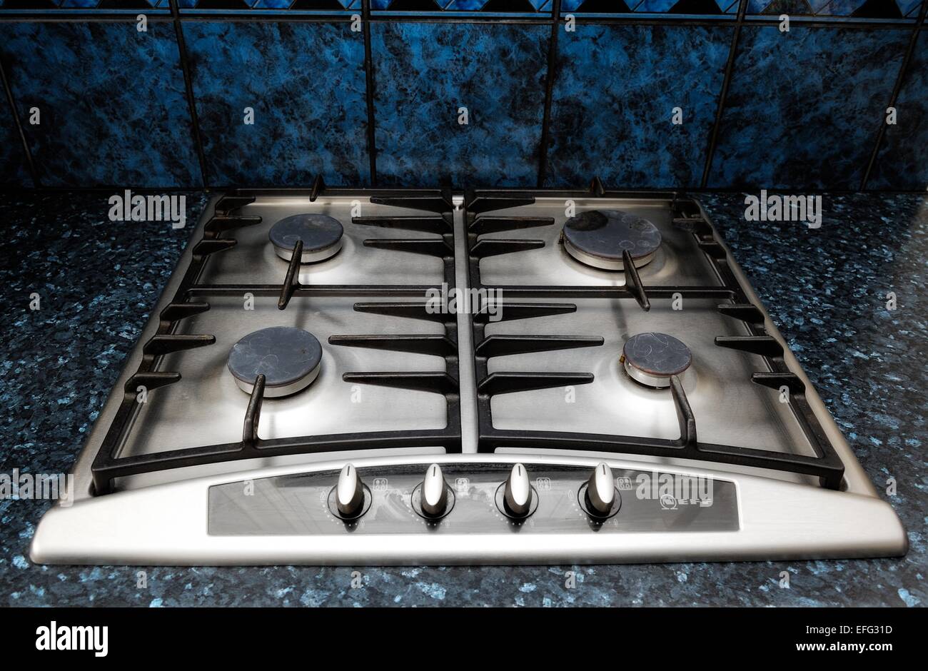 Un Neff construit en cuisinière à gaz plaque de cuisson Photo Stock - Alamy