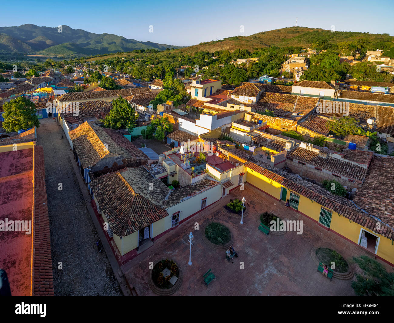 Vue depuis le clocher de l'église Convento de San Francisco de Asis sur la ville, Trinidad, Cuba Banque D'Images