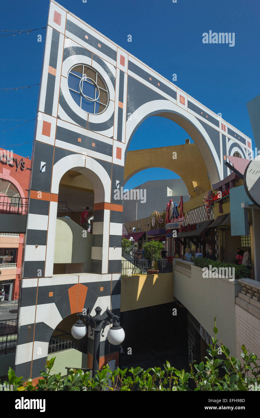 HORTON PLAZA SHOPPING MALL DOWNTOWN SAN DIEGO CALIFORNIA USA Banque D'Images