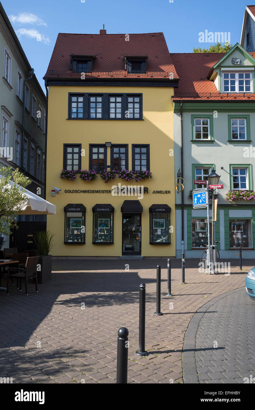 Petite rue colorée, Erfurt, capitale de la Thuringe, Allemagne, Europe. Banque D'Images