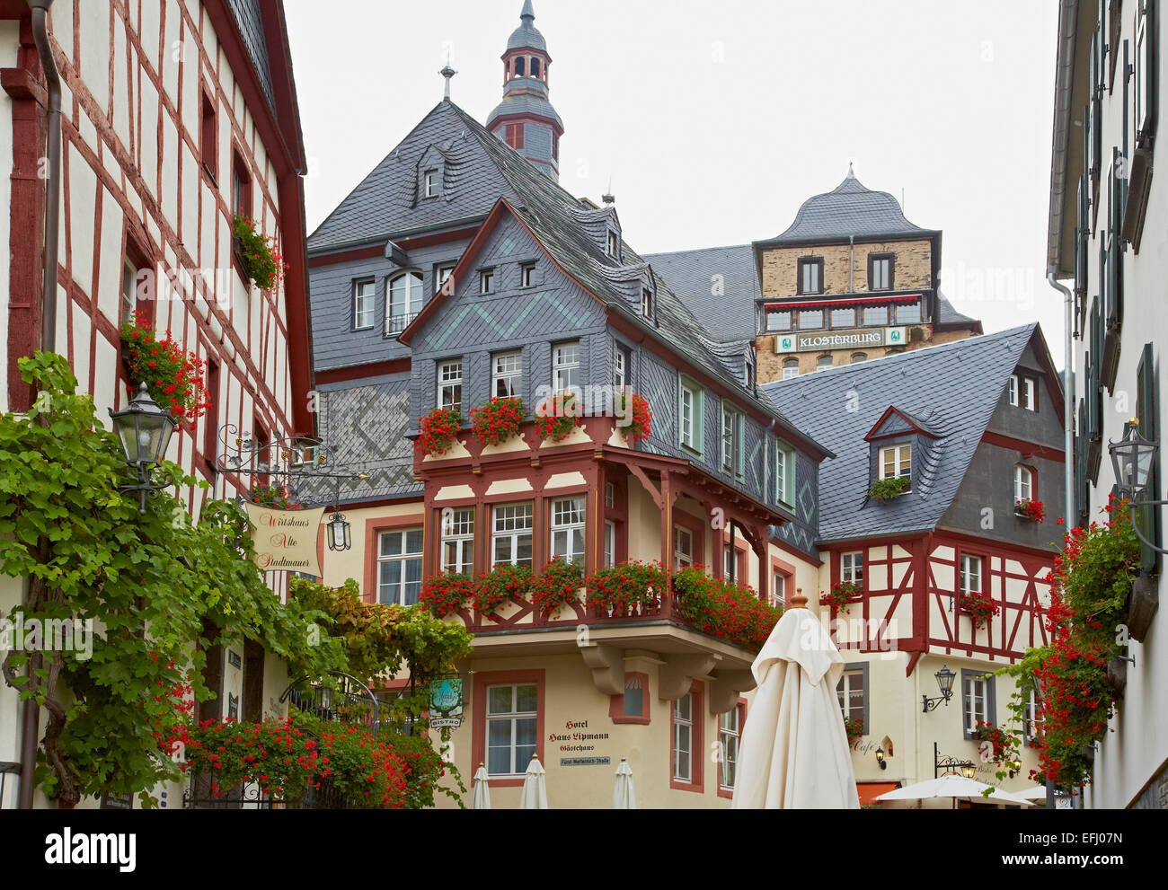 Vieille ville de Beilstein le long de la moselle, Rhénanie-Palatinat, Allemagne, Europe Banque D'Images