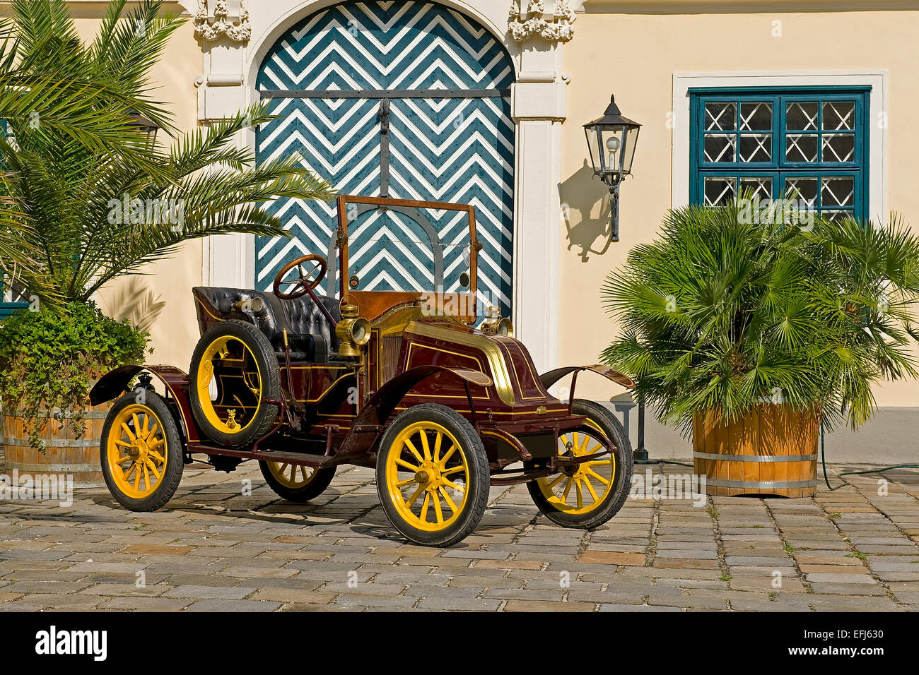 Antique car, Renault AX, construit en 1908 Banque D'Images