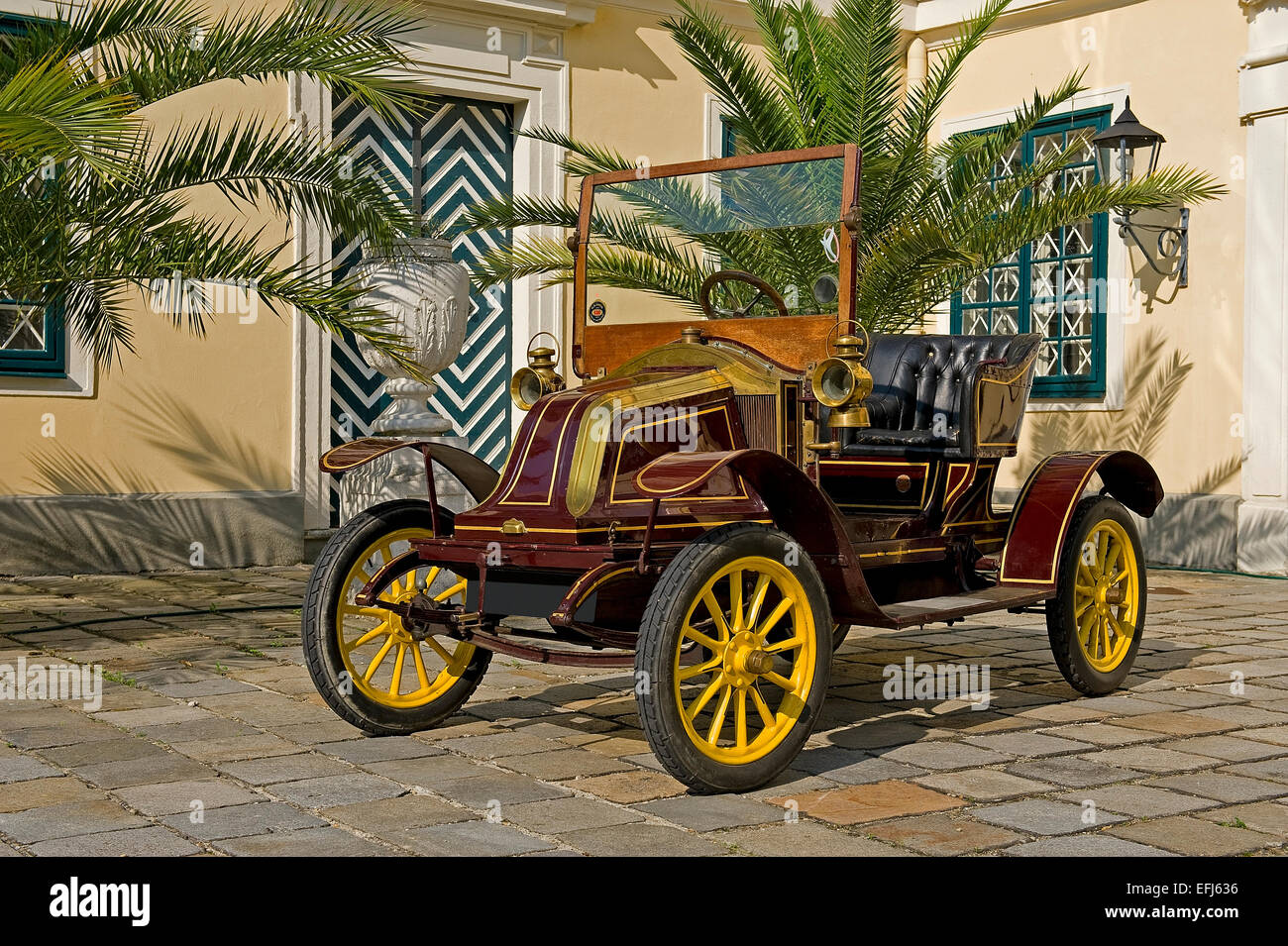 Antique car, Renault AX, construit en 1908 Banque D'Images