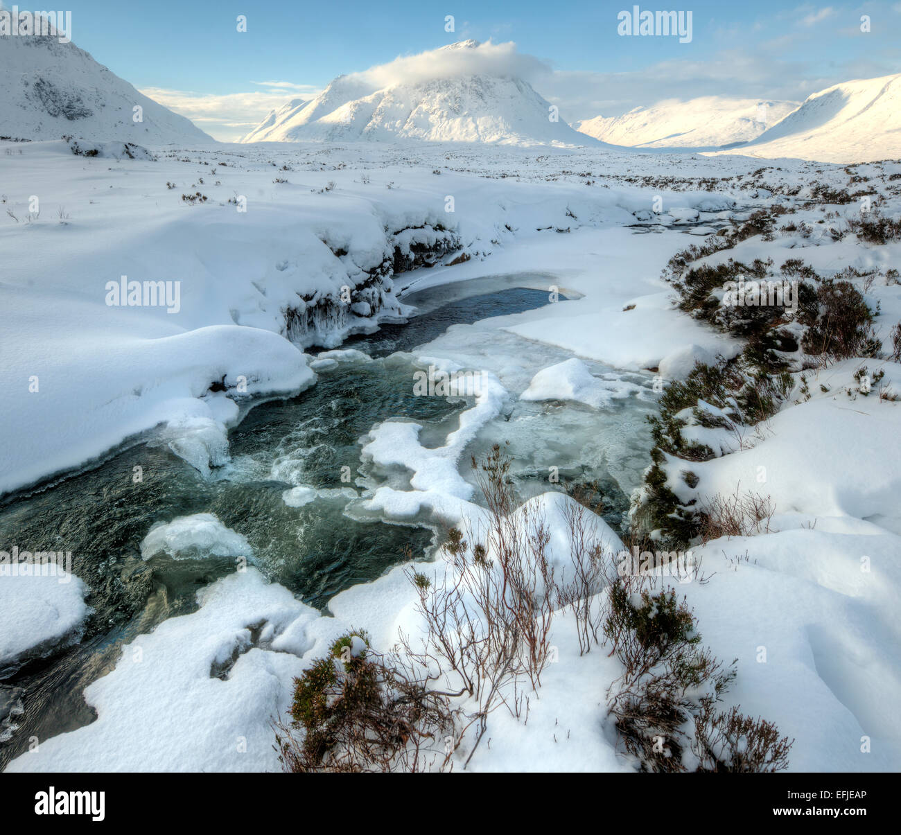 Vue d'hiver de Buachaille Etive Mhor, Glencoe, Highlands. Banque D'Images