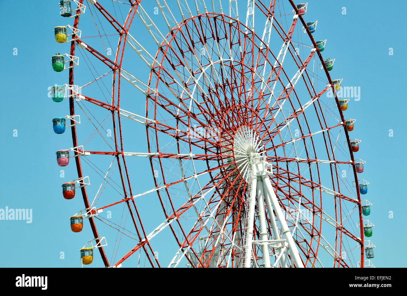 Grande roue, Palette Town amusement park, l'île d'Odaiba, Tokyo, Japon Banque D'Images