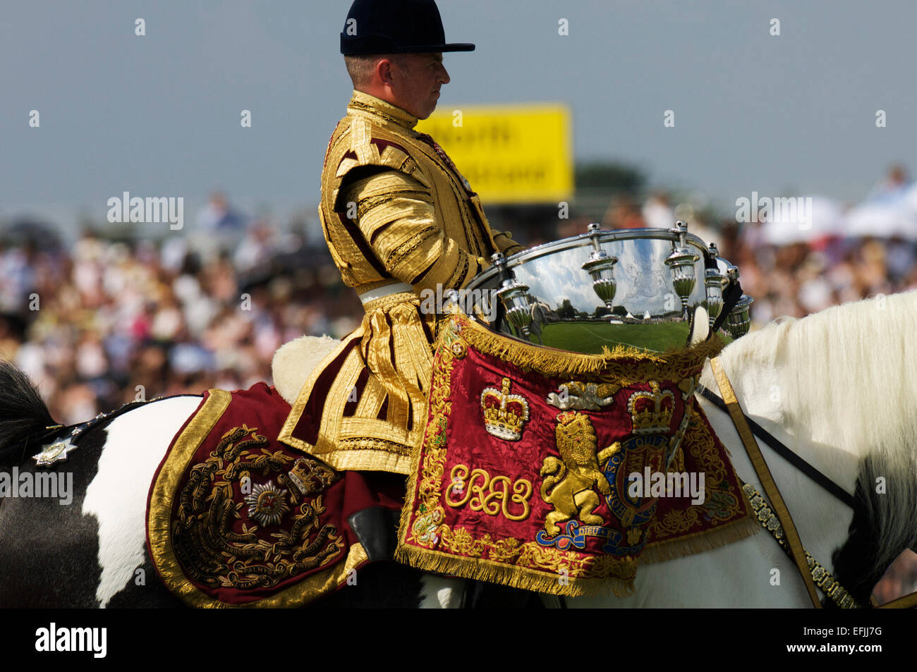 Batteur à la Garde côtière canadienne Guards Polo Club - Cartier International polo day Banque D'Images