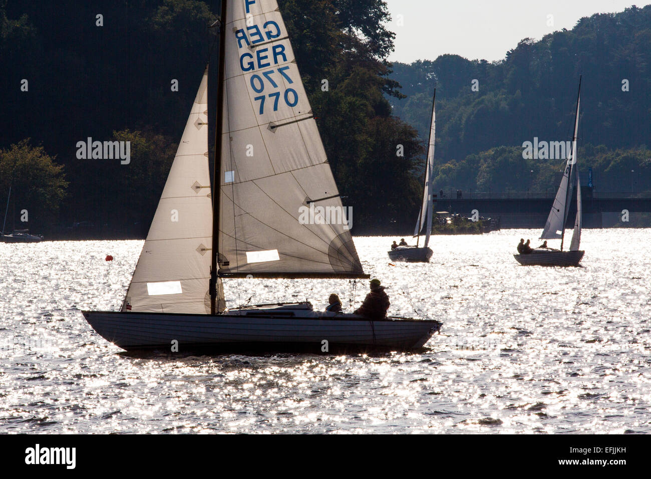 Bateaux à voile sur le lac Baldeneysee', 'rivière Ruhr, régate, voile boat race, Essen, Allemagne, Banque D'Images