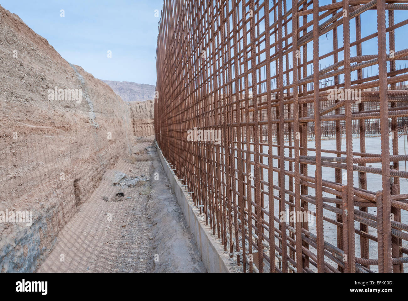 Usine de ciment en construction, y Lyubashenko, Iran Banque D'Images
