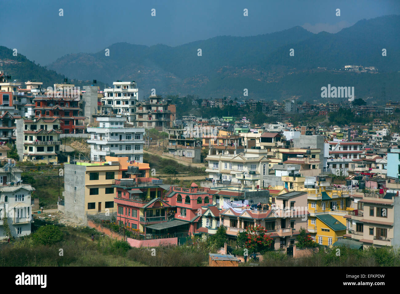 Logement moderne dans la périphérie de Katmandou, capitale du Népal Banque D'Images
