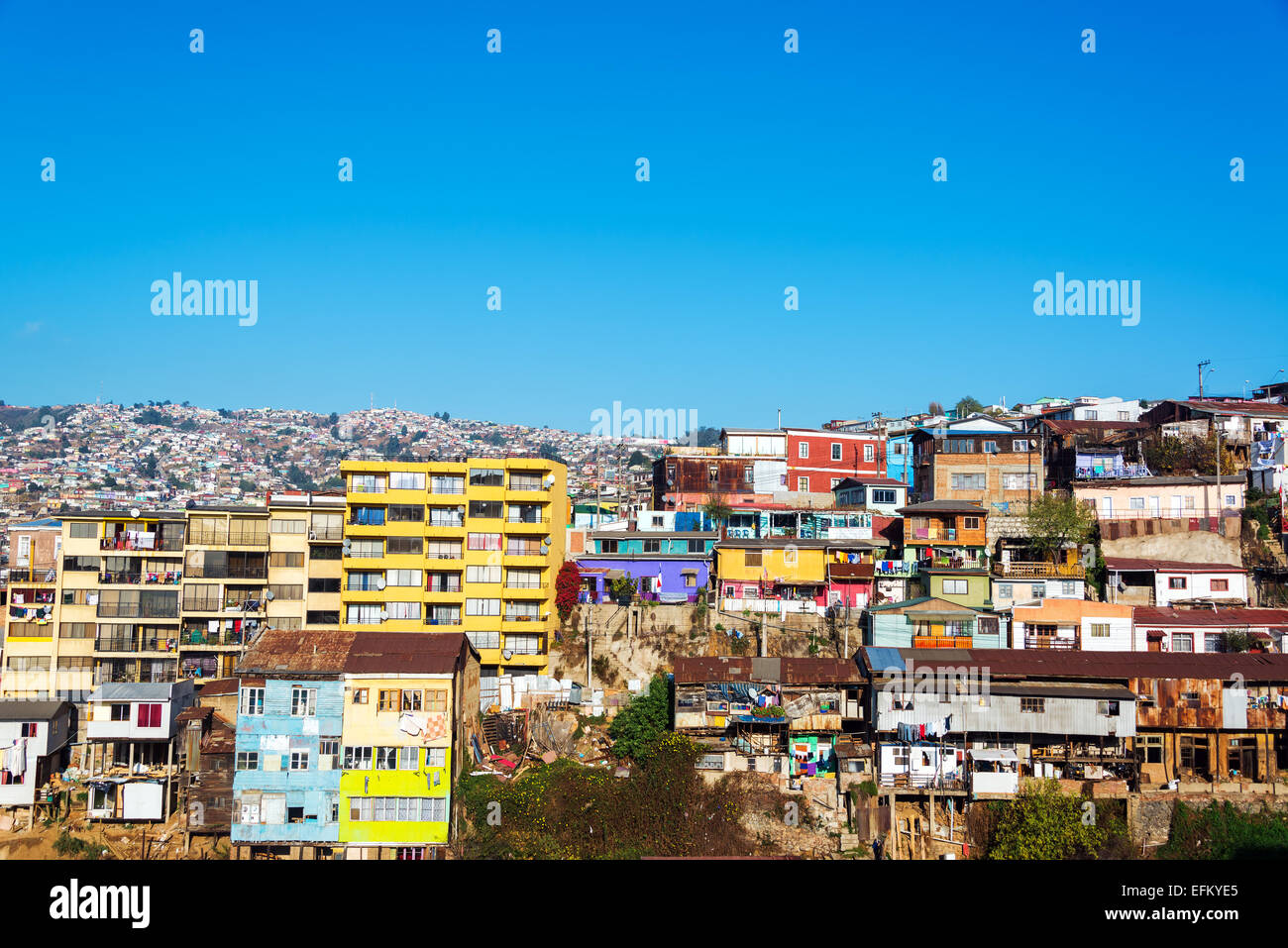 Paysage urbain d'une des collines à Valparaiso, Chili Banque D'Images