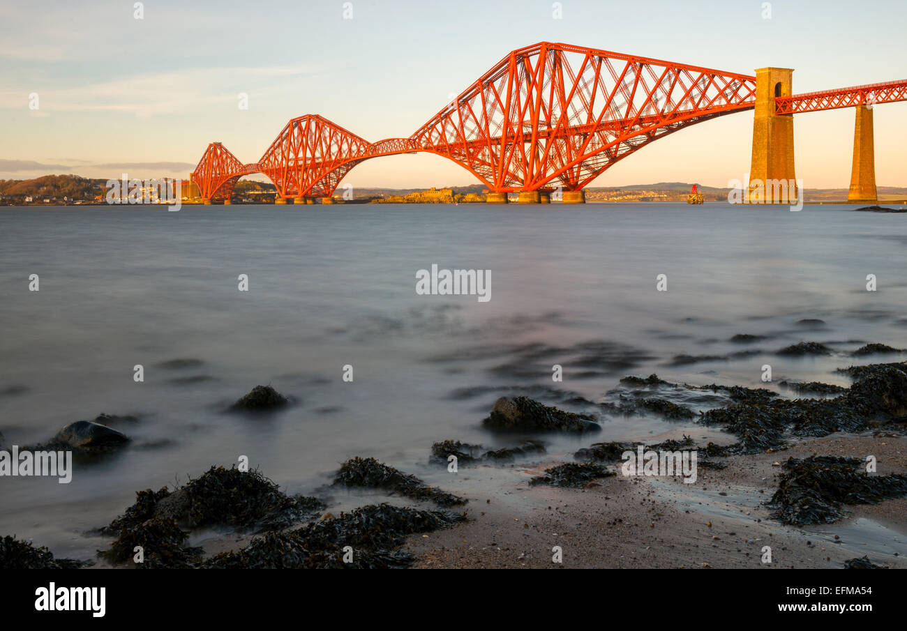 Forth Rail Bridge de South Queensferry, Firth of Forth, Ecosse, Royaume-Uni Banque D'Images