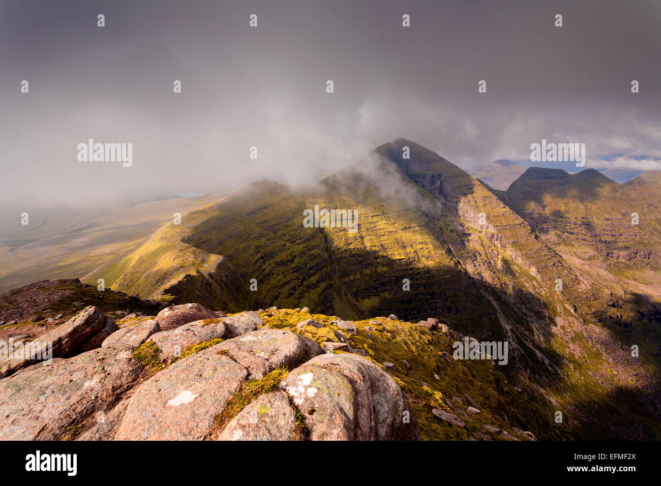 Sgurr Mor est un des deux sur le Beinn Alligin munros Ridge, l'autre étant na Tom Gruagaich. Banque D'Images