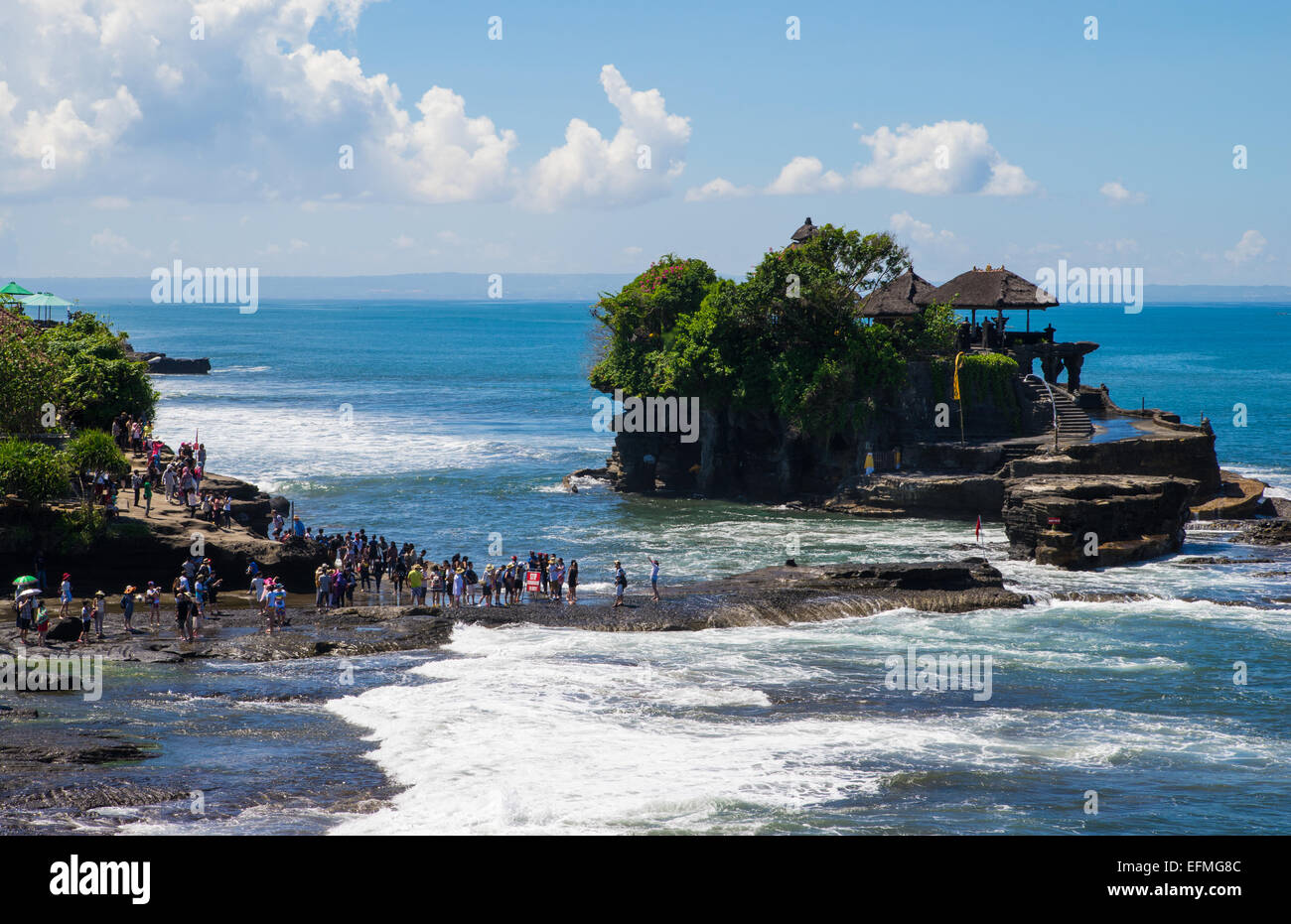 Destination touristique célèbre Tanah Lot, à Bali en Indonésie Banque D'Images