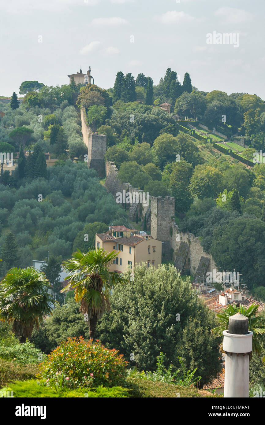 Les murs d'une ancienne fortification de Florence, Italie Banque D'Images