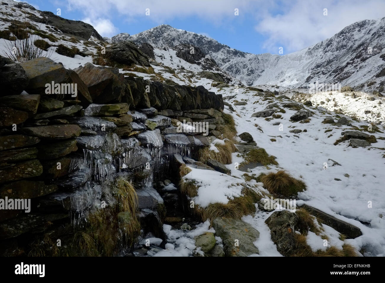 Cadir Idris, en hiver, dans la neige Banque D'Images