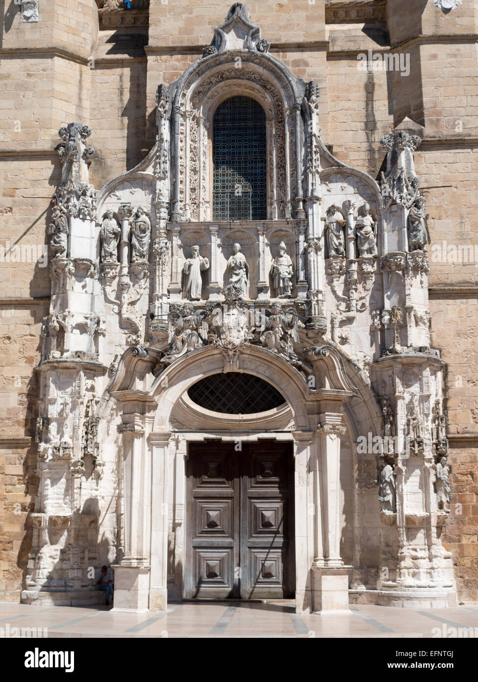 Eglise et monastère de Santa Cruz porte façade principale Banque D'Images