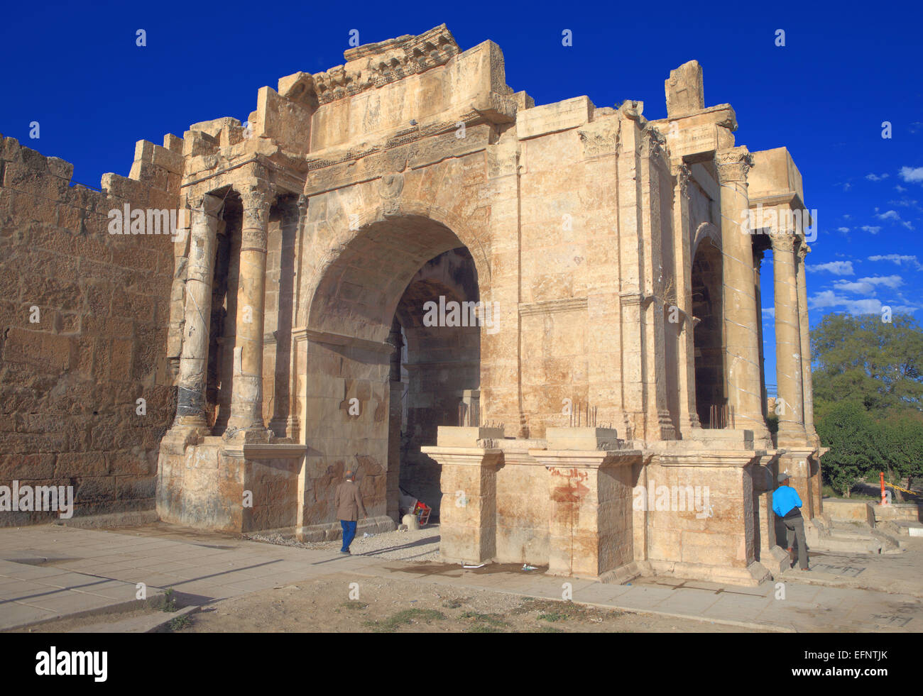 Passage de Caracalla (216), Tebessa, Algérie Banque D'Images Passage de Caracalla (216), Tebessa, Algérie Banque D'Images
