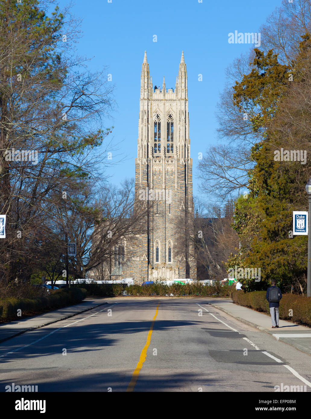 Chapelle Duke et entrée au campus de l'ouest de l'Université Duke Banque D'Images