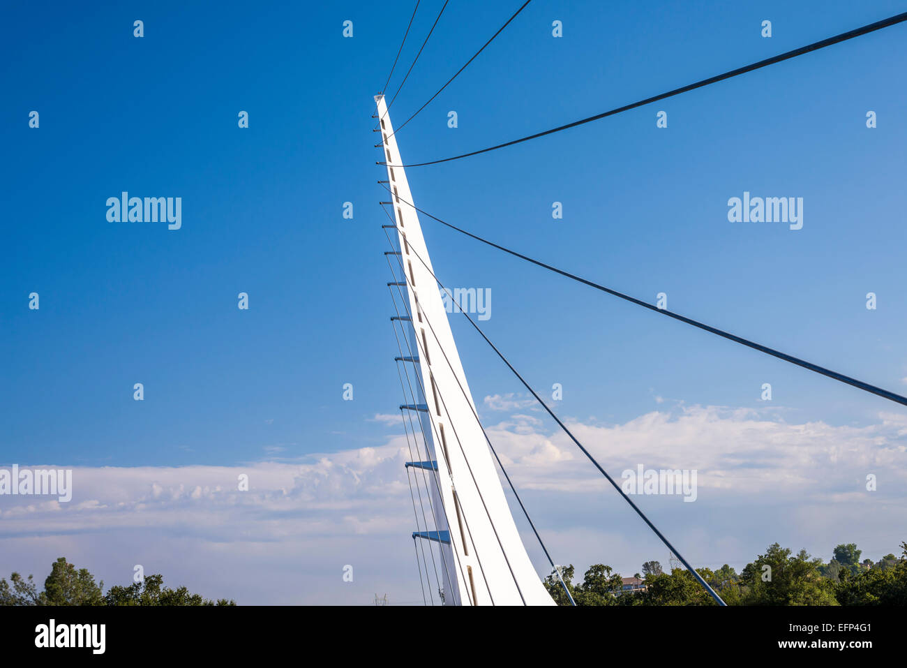 Le Sundial Bridge à Turtle Bay. Redding, en Californie, aux États-Unis. Banque D'Images