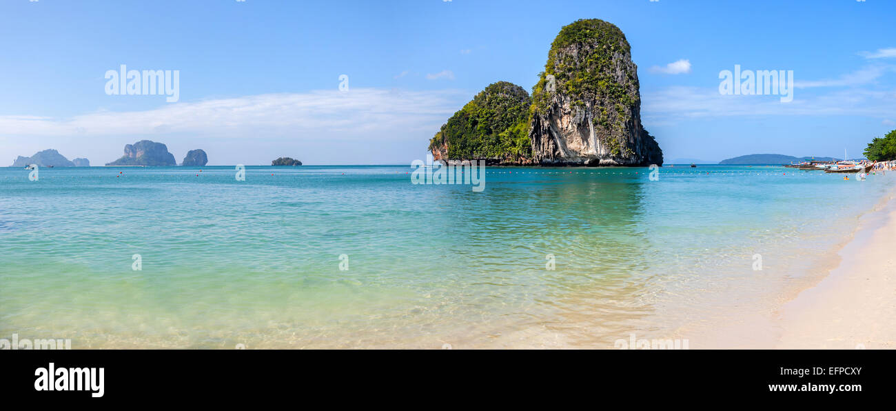 Vue panoramique de belle plage et d'îles, la Thaïlande. Banque D'Images