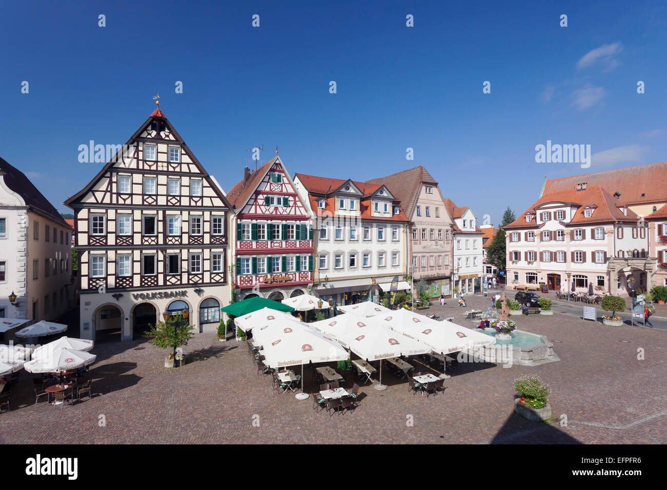 Maisons à pans de bois à la place du marché, Bad Mergentheim, Vallée Taubertal, Romantische Strasse, Baden Wurtemberg, Allemagne Banque D'Images