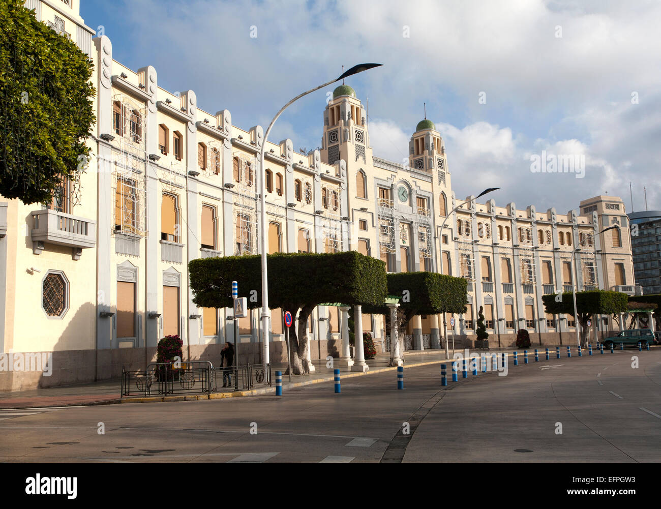 Palacio de la Asamblea architecte Enrique Nieto, Plaza de España, Melilla, Espagne, Afrique du Nord Banque D'Images