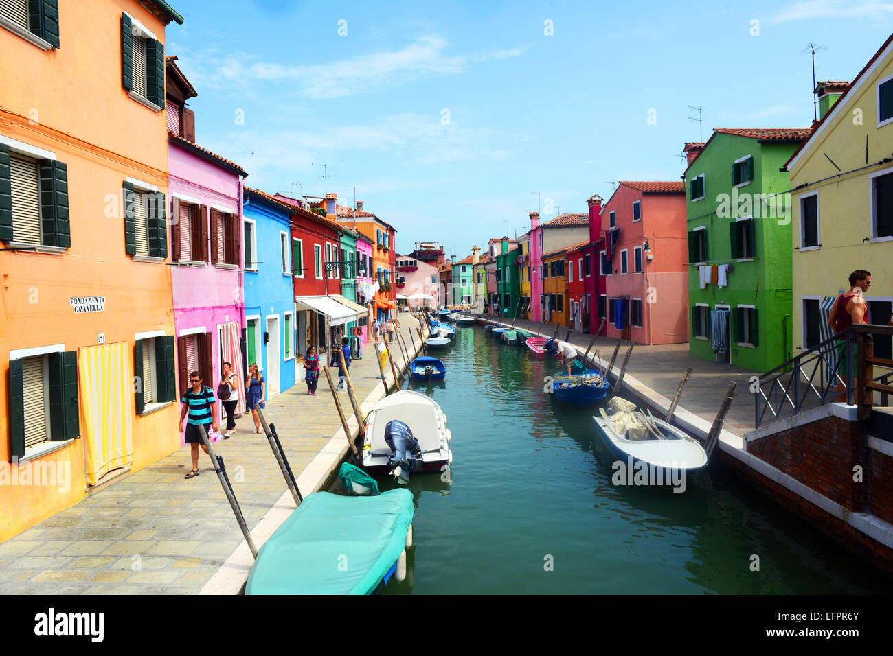 L'île colorée de Burano près de Venise Italie Banque D'Images