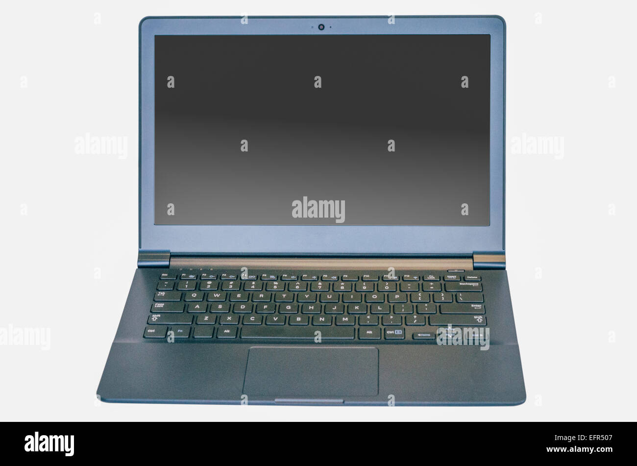 Ordinateur portable ultrabook minces isolées avec deux chemins de détourage, une pour un ordinateur portable pour l'écran. Banque D'Images