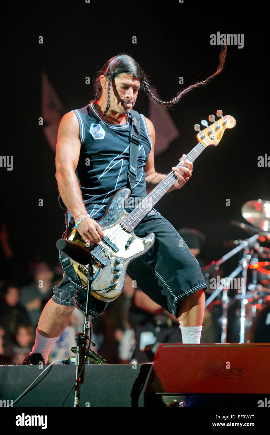 Robert Trujillo de Metallica sur la scène de la pyramide à Glastonbury Juin 2014 Banque D'Images