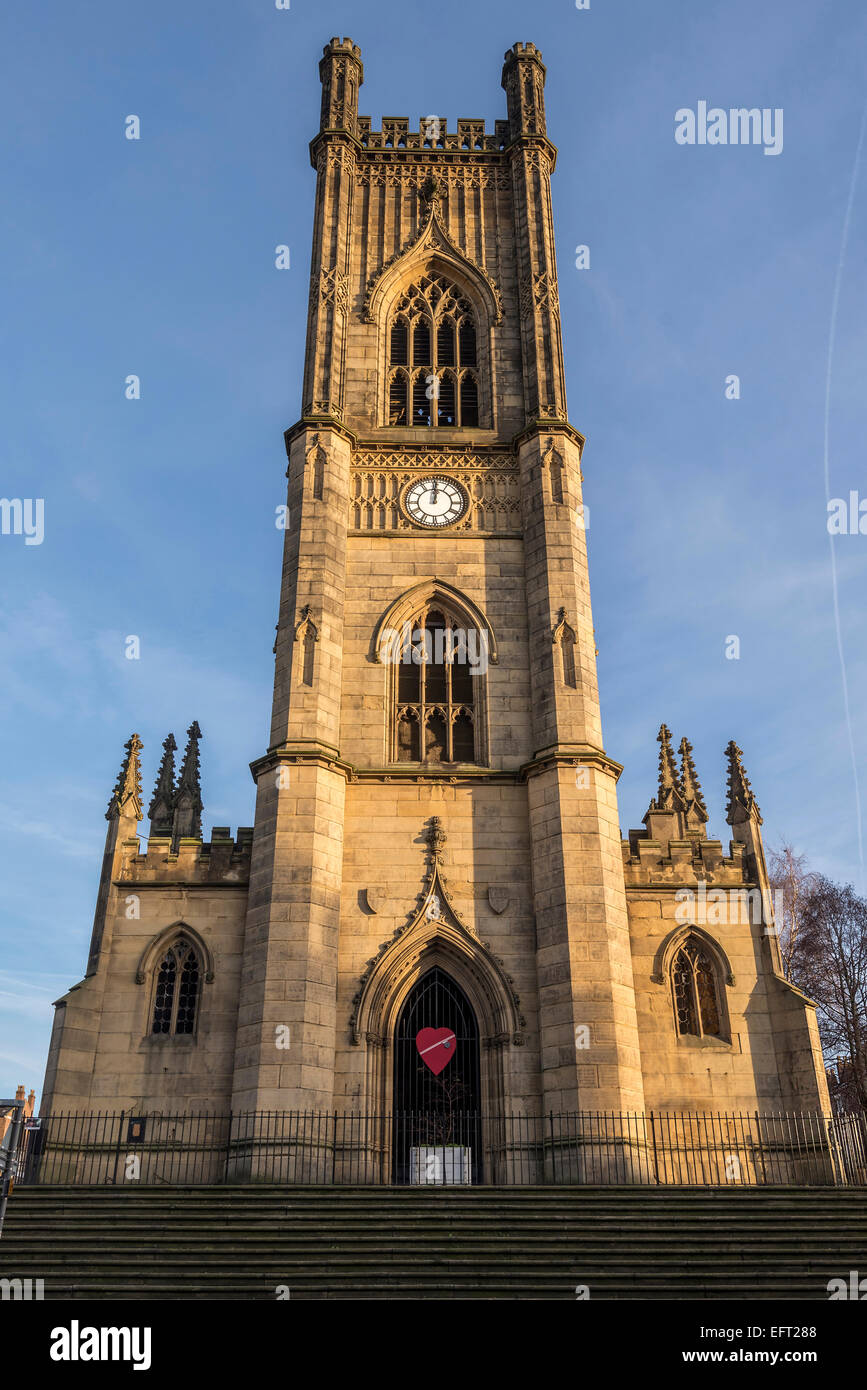 L'église Saint Luc à Liverpool. Connu localement comme l'église bombardée. La Gauche comme un mémorial à l'bombardement éclair à Liverpool. Banque D'Images