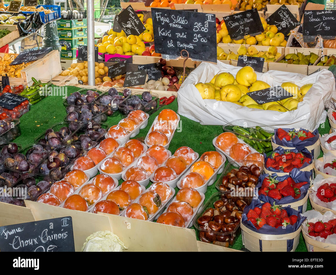 Marché de rue Sanary sur Mer Provence France Banque D'Images