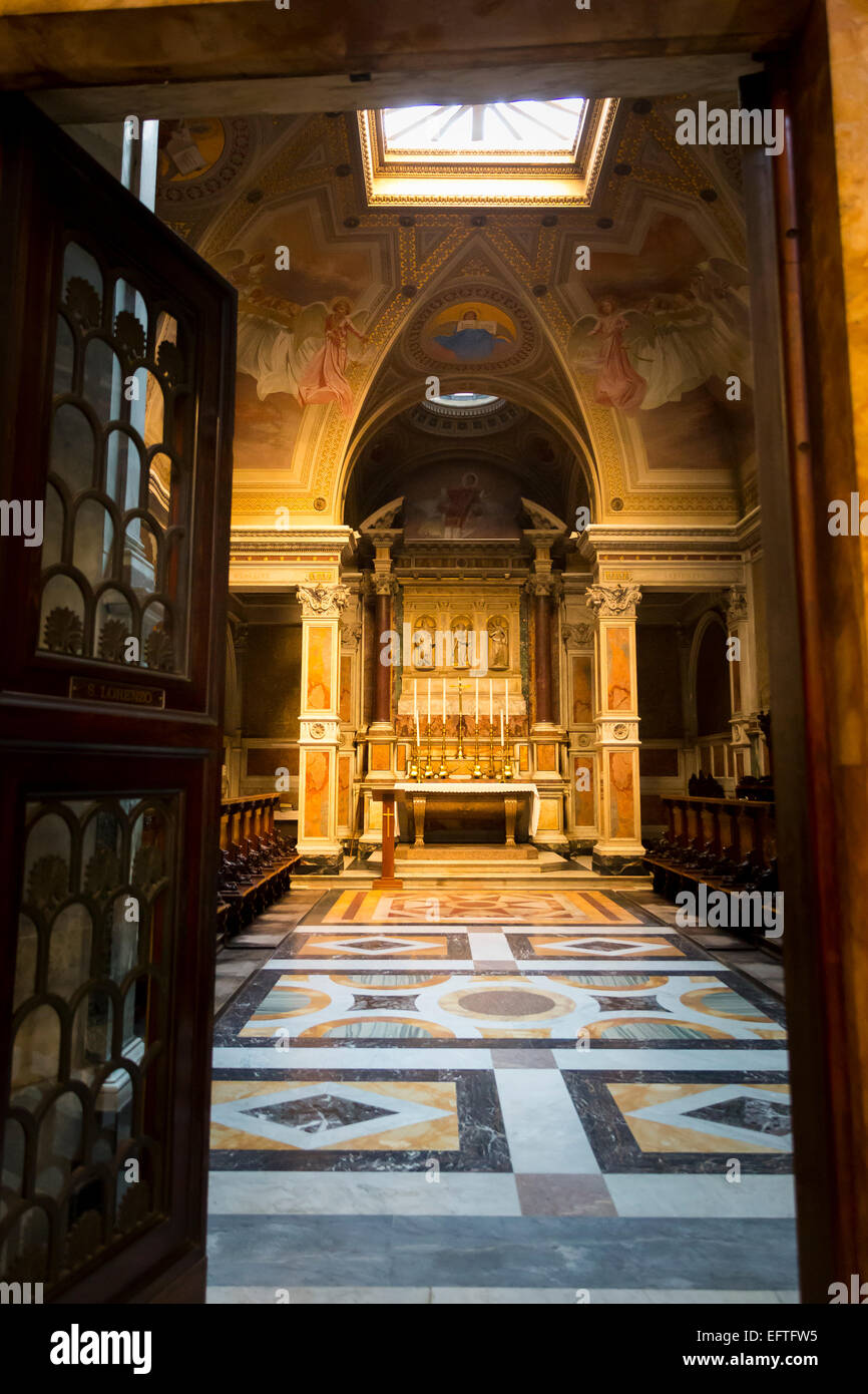 Basilica di San Paolo Fuori le Mura. L'intérieur. Banque D'Images