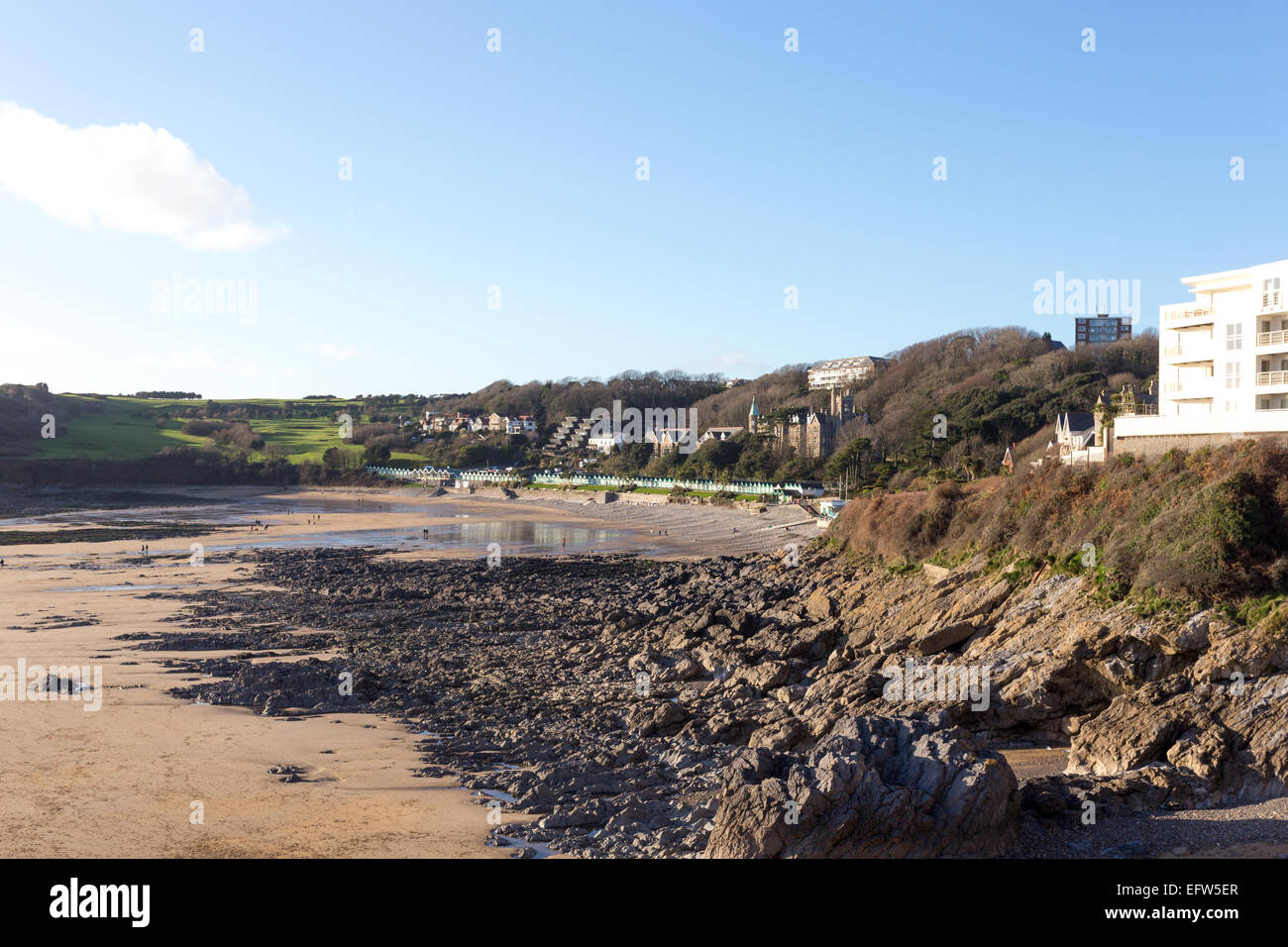 Le chemin de la Côte Sud du Pays de Galles à Langland entre falaises et Pennard Mumbles. Banque D'Images