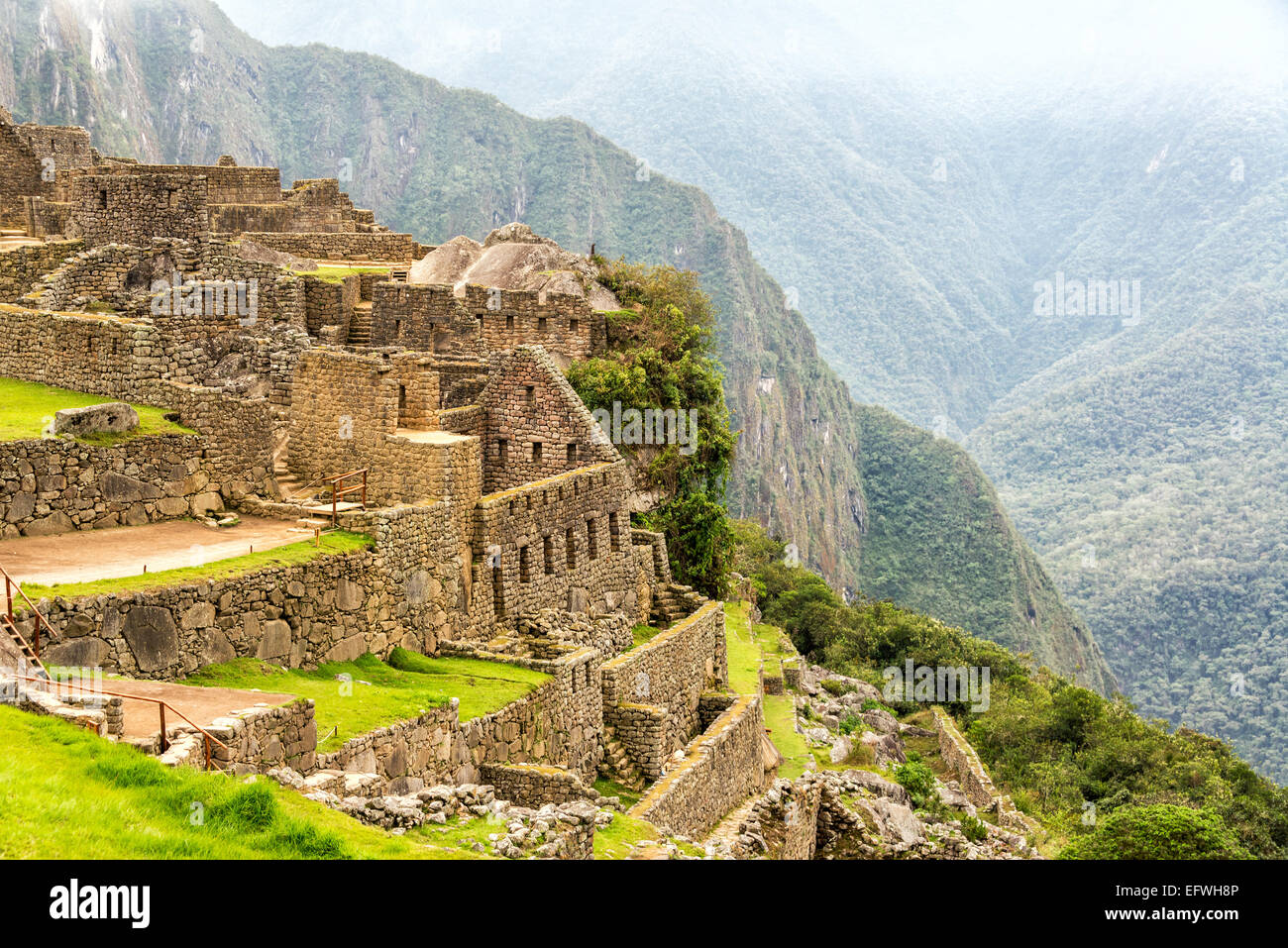 Vue de ruines de Machu Picchu, Pérou Banque D'Images