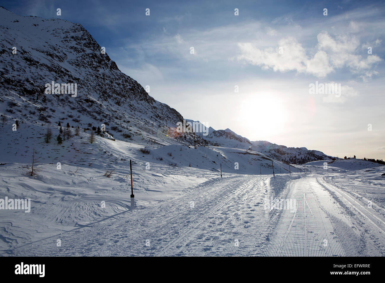 Paysage de montagne dans les Alpes autrichiennes avec du beau temps et ciel bleu Banque D'Images