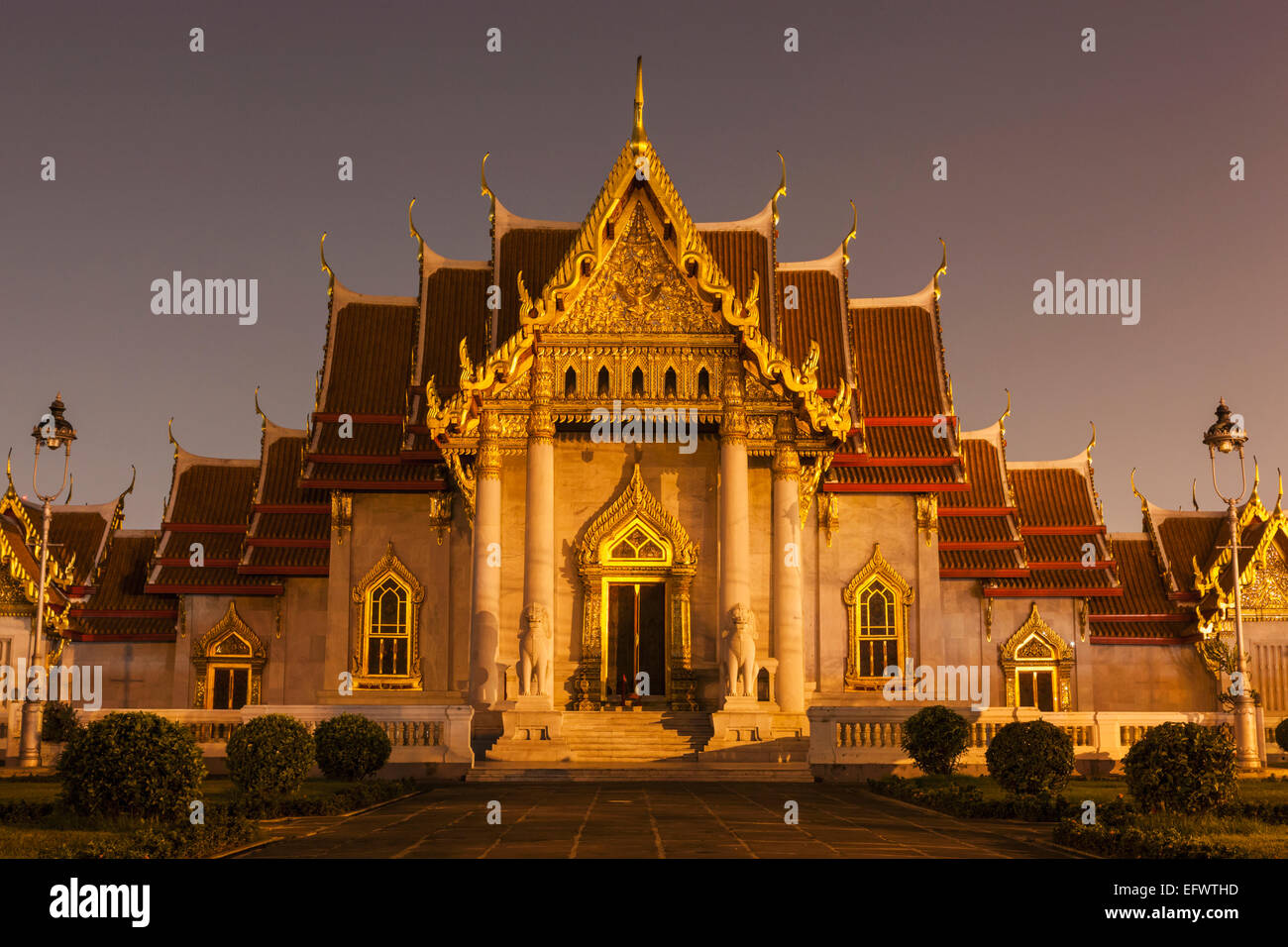 Thaïlande, Bangkok, Wat Benchamabophit aka le temple de marbre Banque D'Images